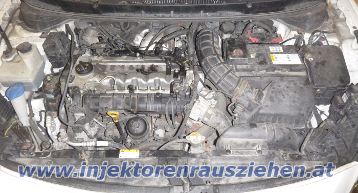 Injektoren ausziehen aus
                Hyundai i30 mit 1.4 Motor